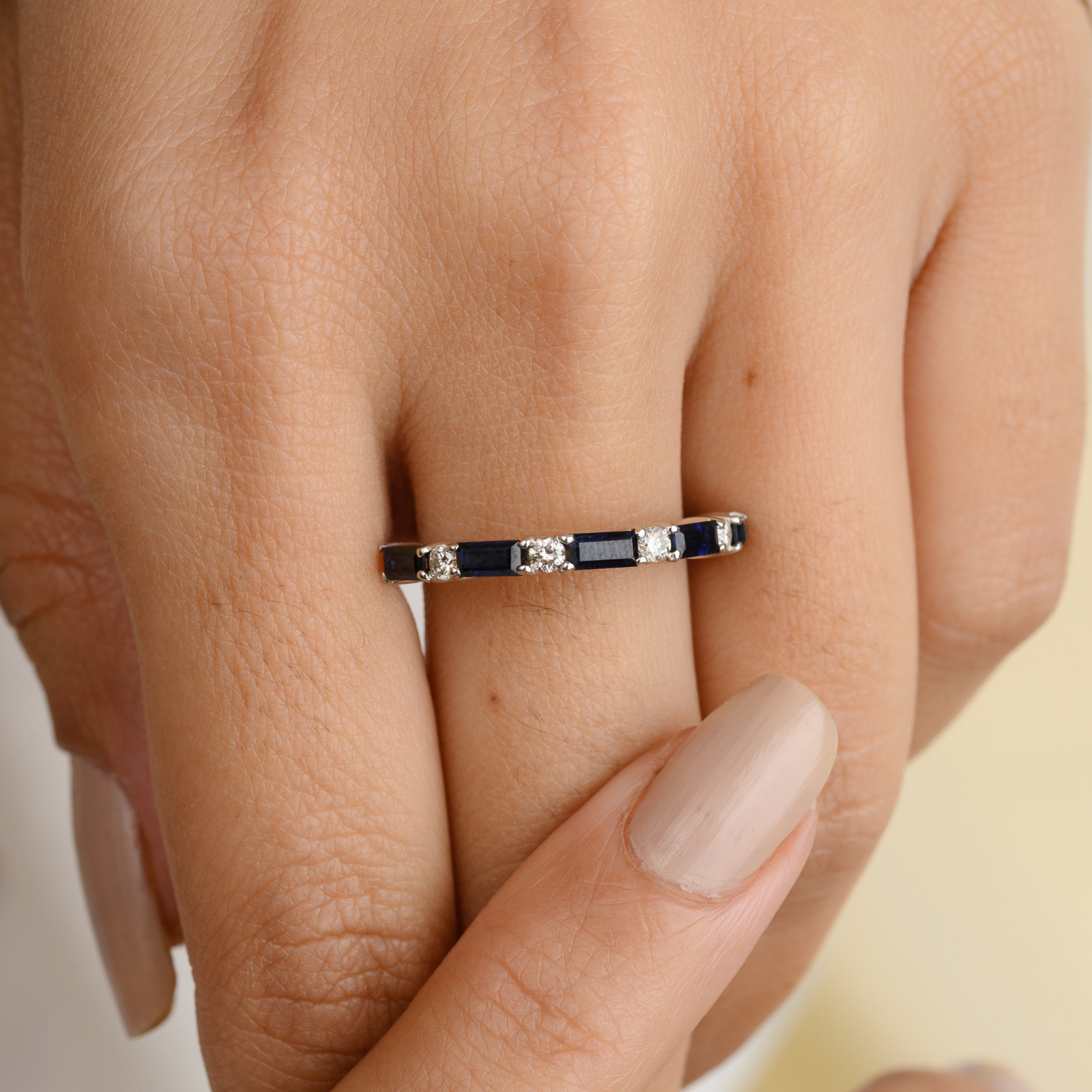 18K White Gold Blue Sapphire Diamond Band - vrjewels-us