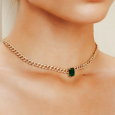 18K Gold Solitare Emerald With Diamond Studded Curb Chain Choker Necklace