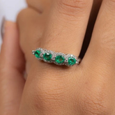 18K White Gold Emerald Ring