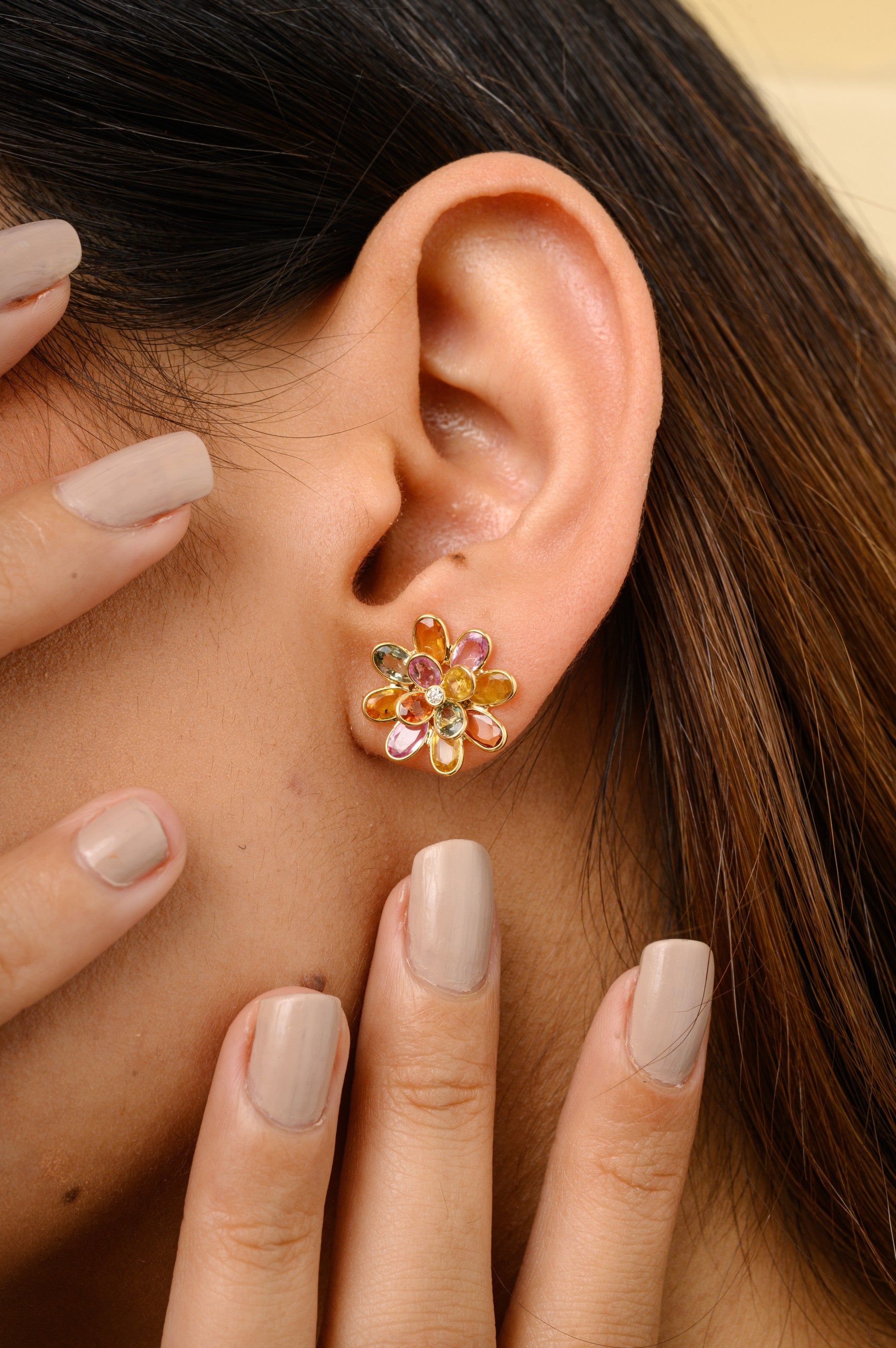 18K Solid Yellow Gold Multi Sapphire Floral Stud