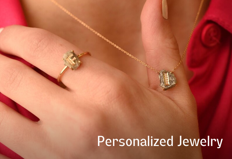 4 kinds of personalized pieces that we vouch for to let you experience love towards your jewelry - vrjewels-us