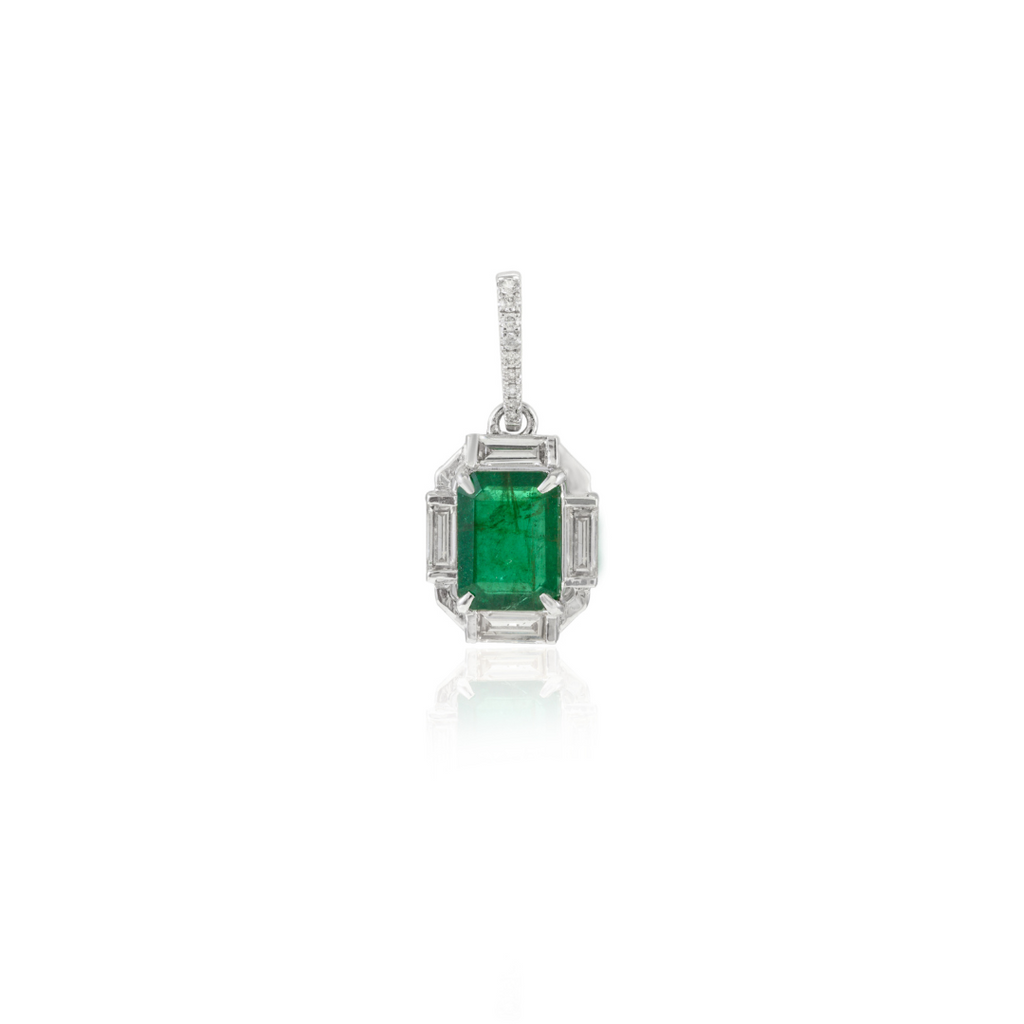 18K Gold Emerald Pendant Image