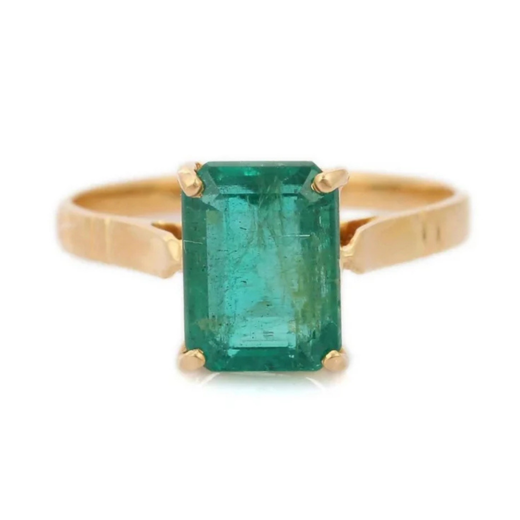 18K Yellow Gold Emerald Ring Image