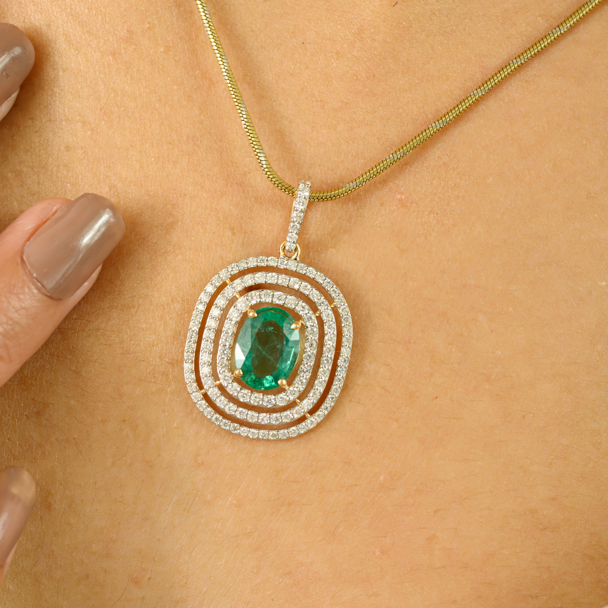 18K Solid Yellow Gold Double Halo Solitaire Pendant