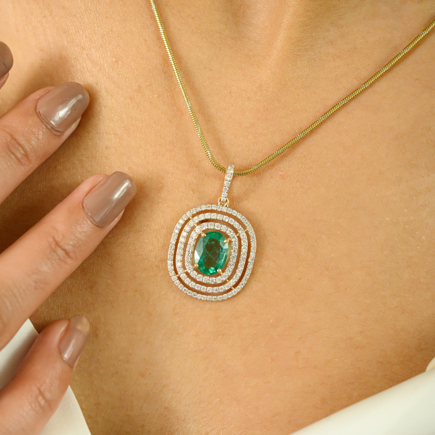 18K Solid Yellow Gold Double Halo Solitaire Pendant