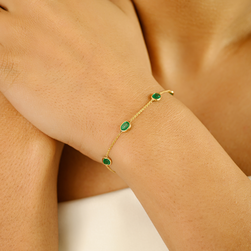 14K Yellow Gold Emerald Delegate Chain Bracelet Image