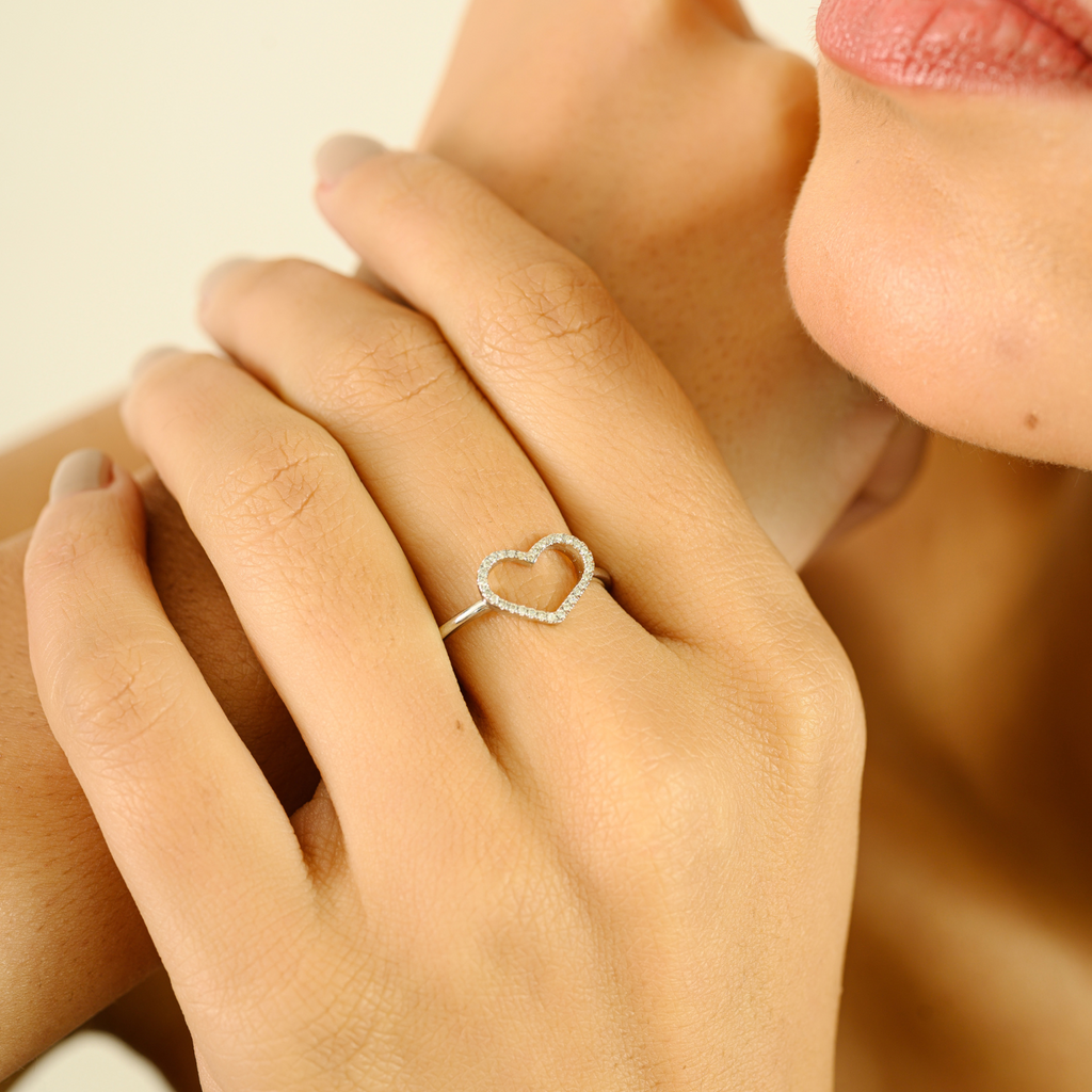 14K White Gold Diamond Open Heart Ring Image