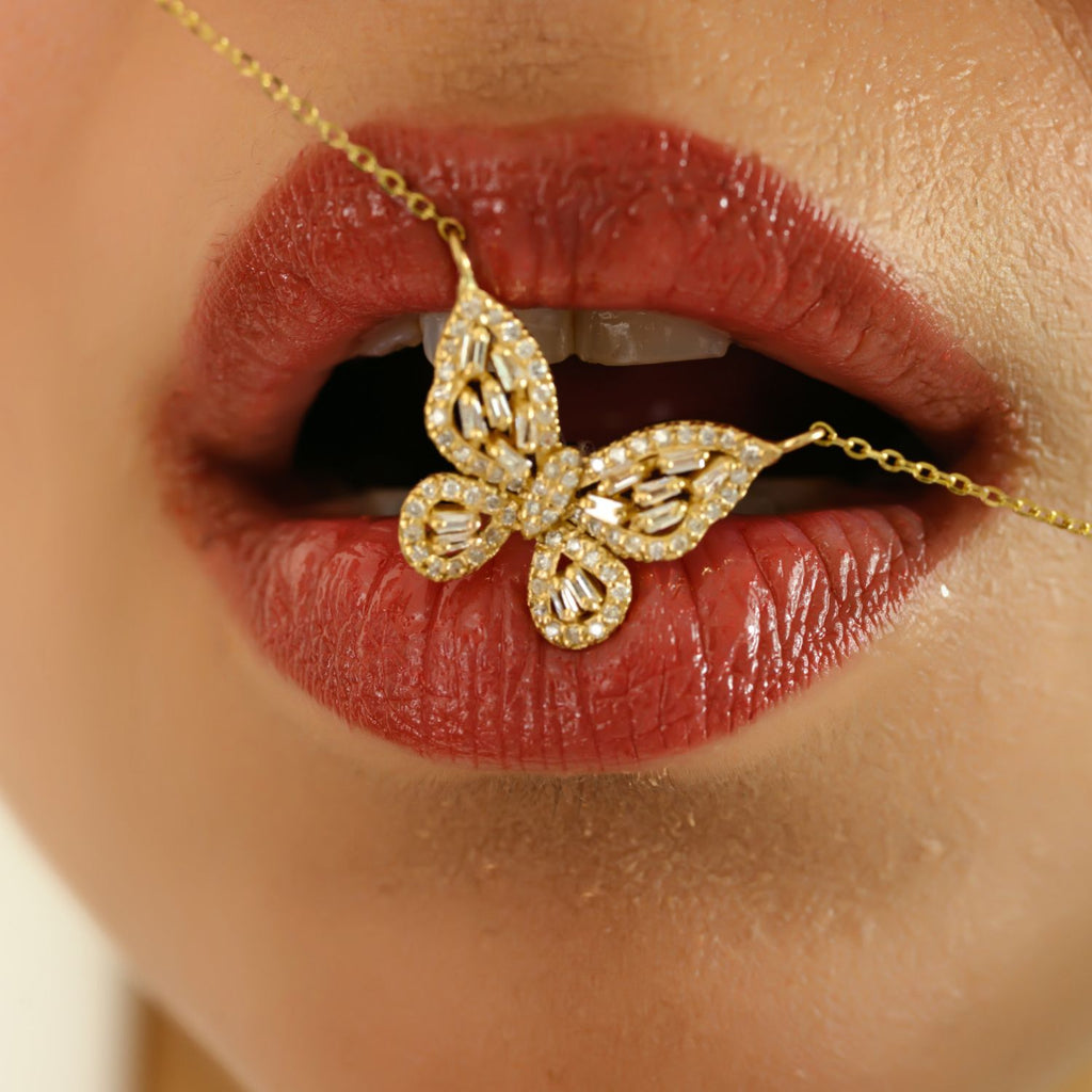 18K Yellow Gold Diamond Butterfly Pendant Necklace Image