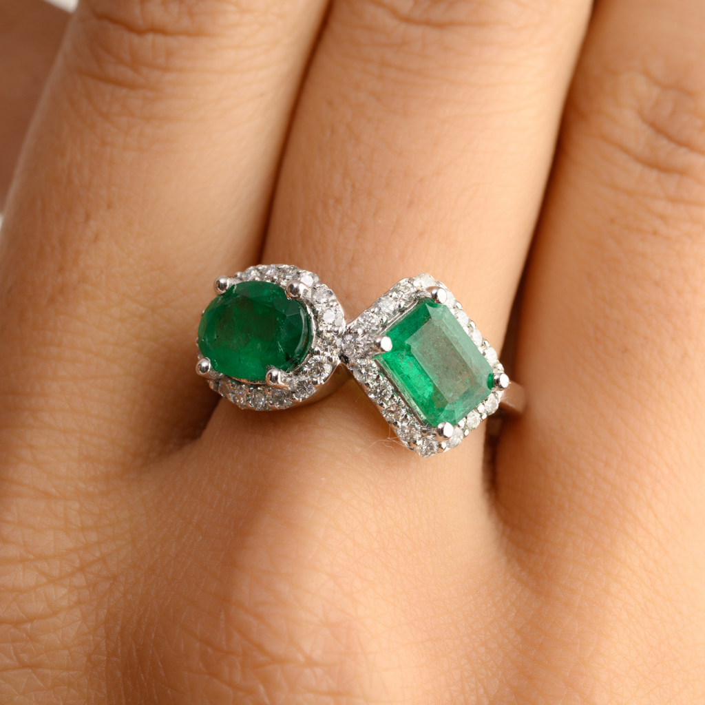 14K Solid White Gold Emerald Diamond Toi et Moi Ring Image