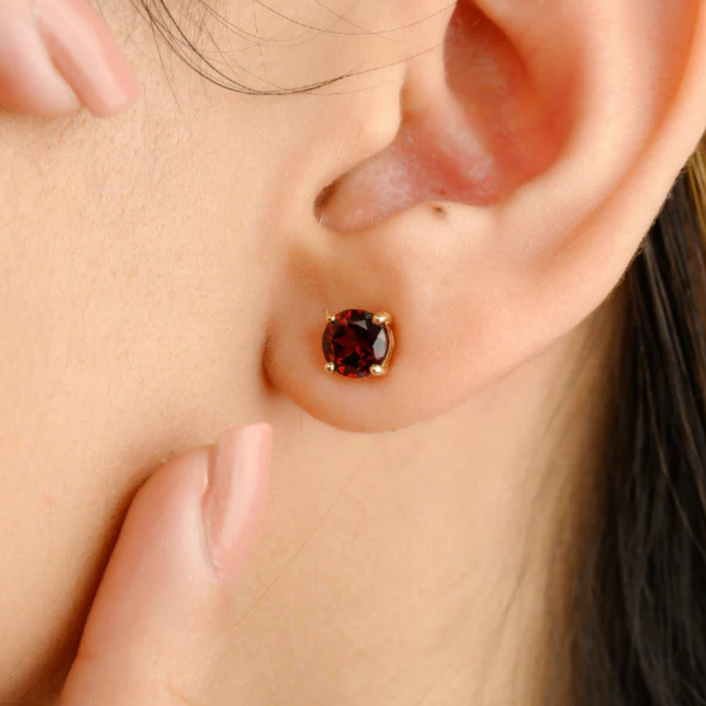 14k Gold Round Garnet Studs Image