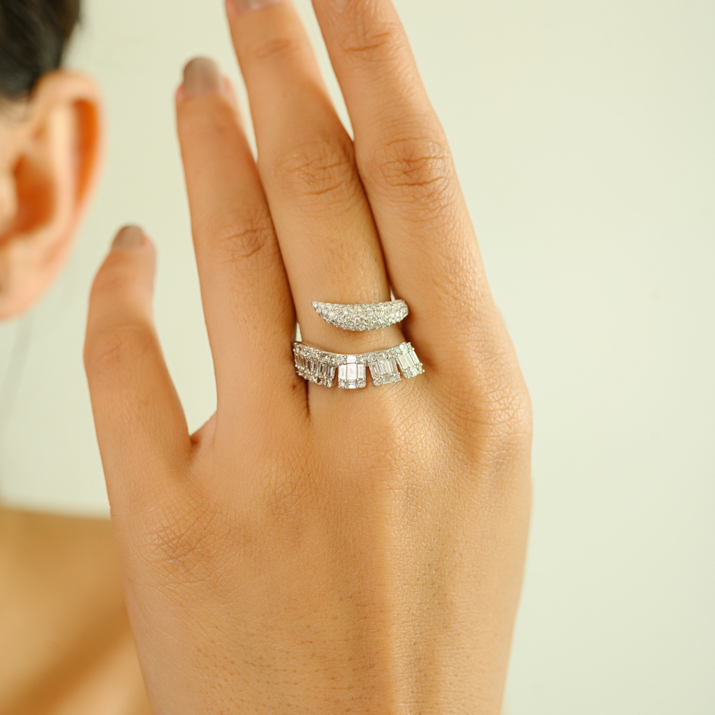 14k White Gold Diamond Engagement Ring For Her Image