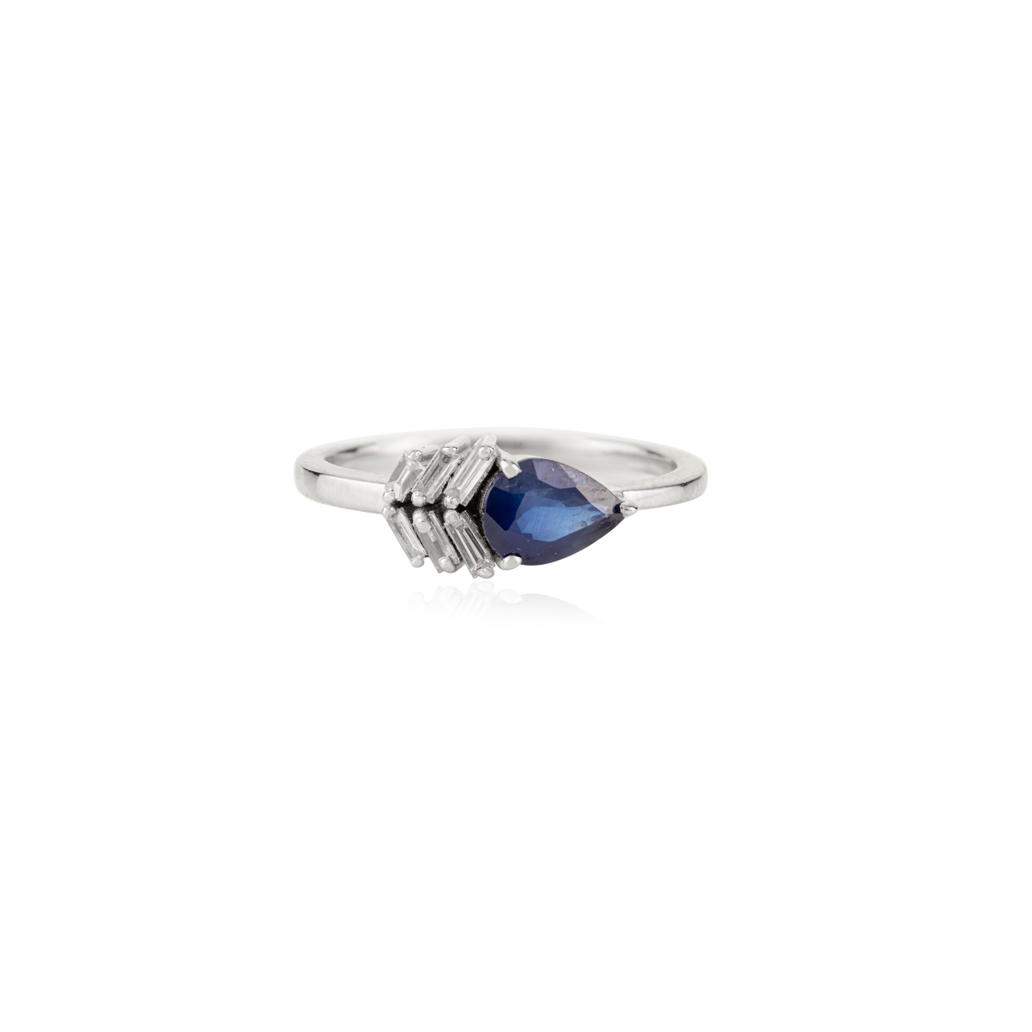 18K White Gold Blue Sapphire Diamond Ring