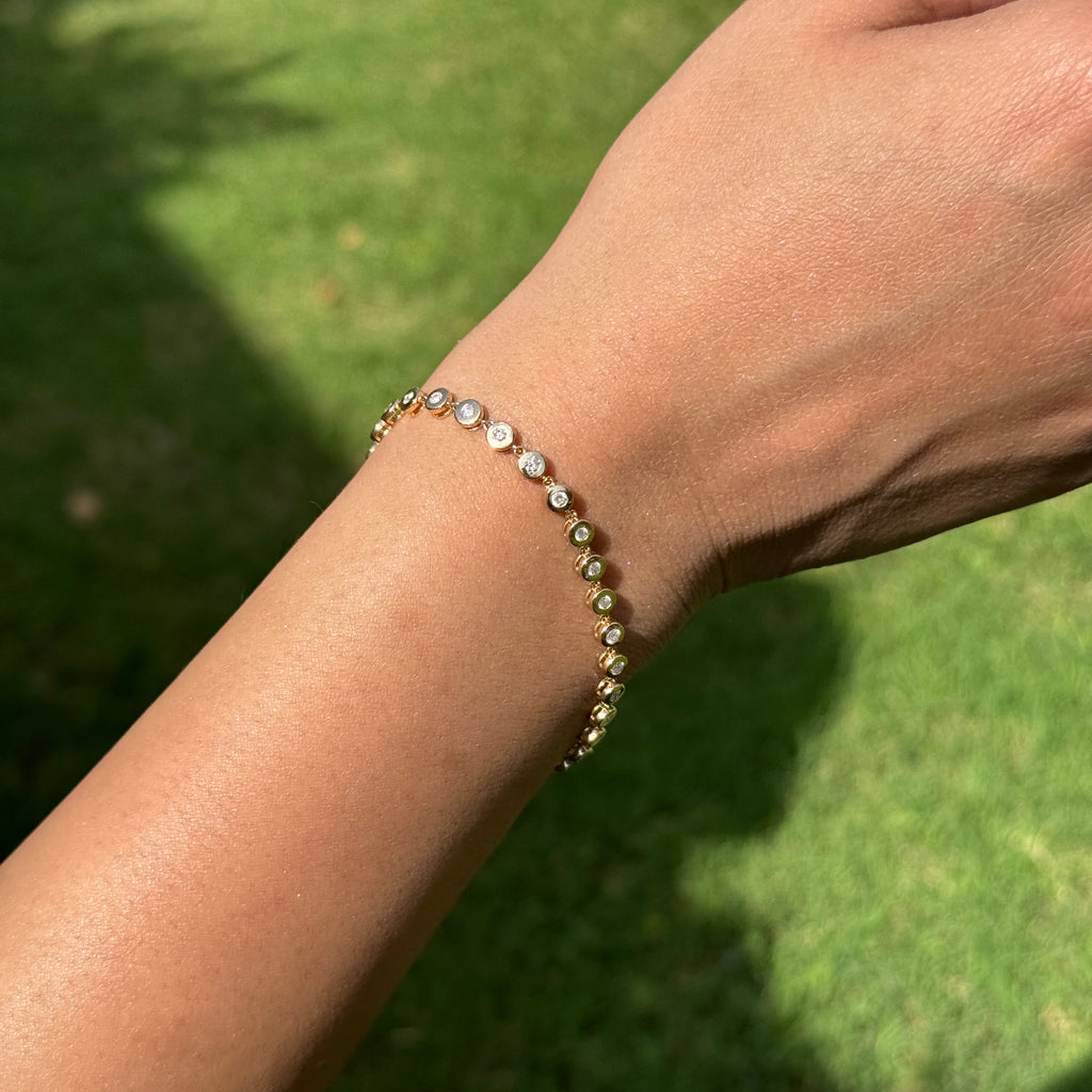 14k Gold Modern Bezel Set Diamond Tennis Bracelet in 7 Inches Image