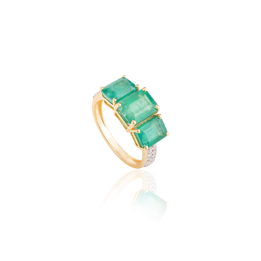 18K Gold Trillion Emerald Diamond Wedding Ring Image