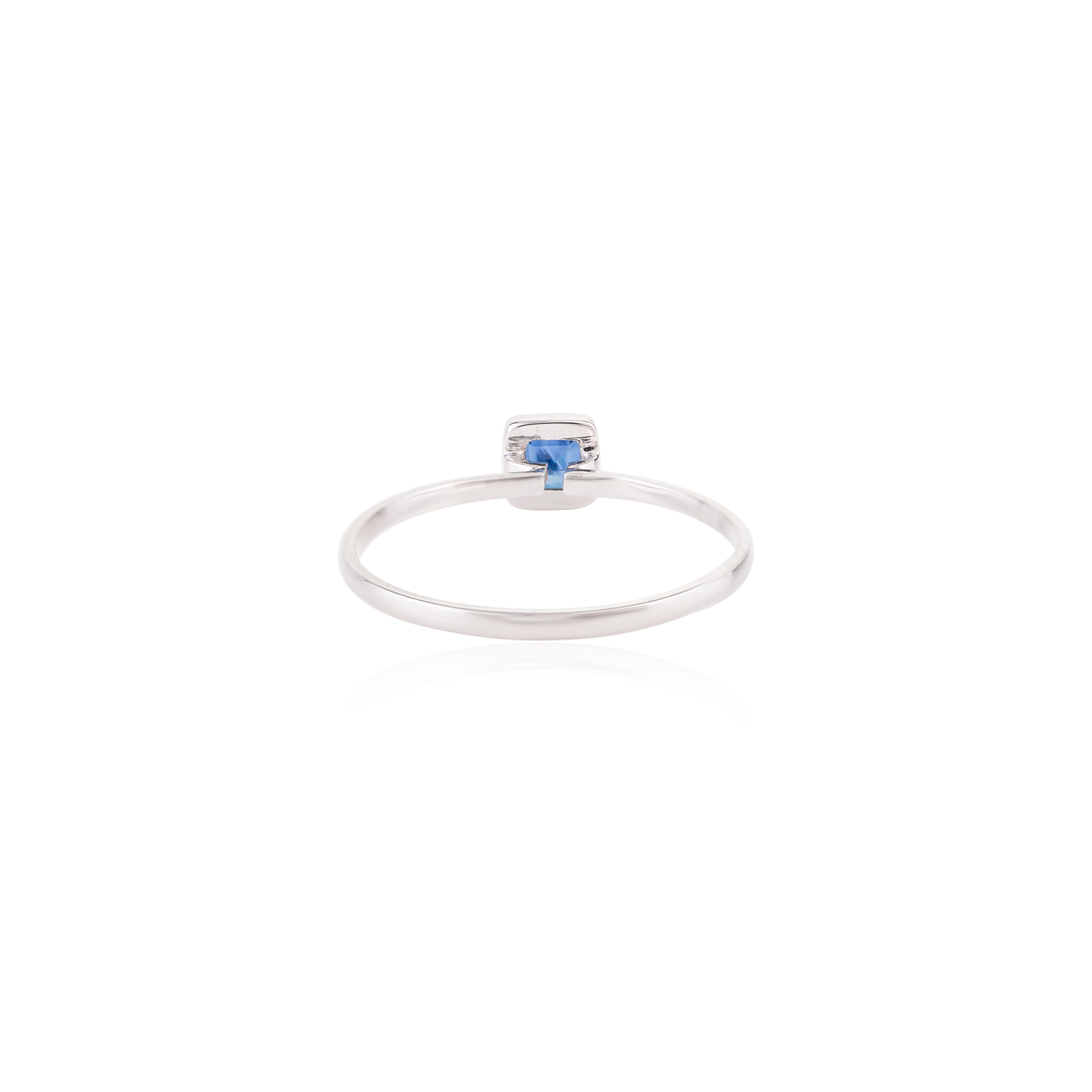 18K Gold Blue Sapphire Statement Ring
