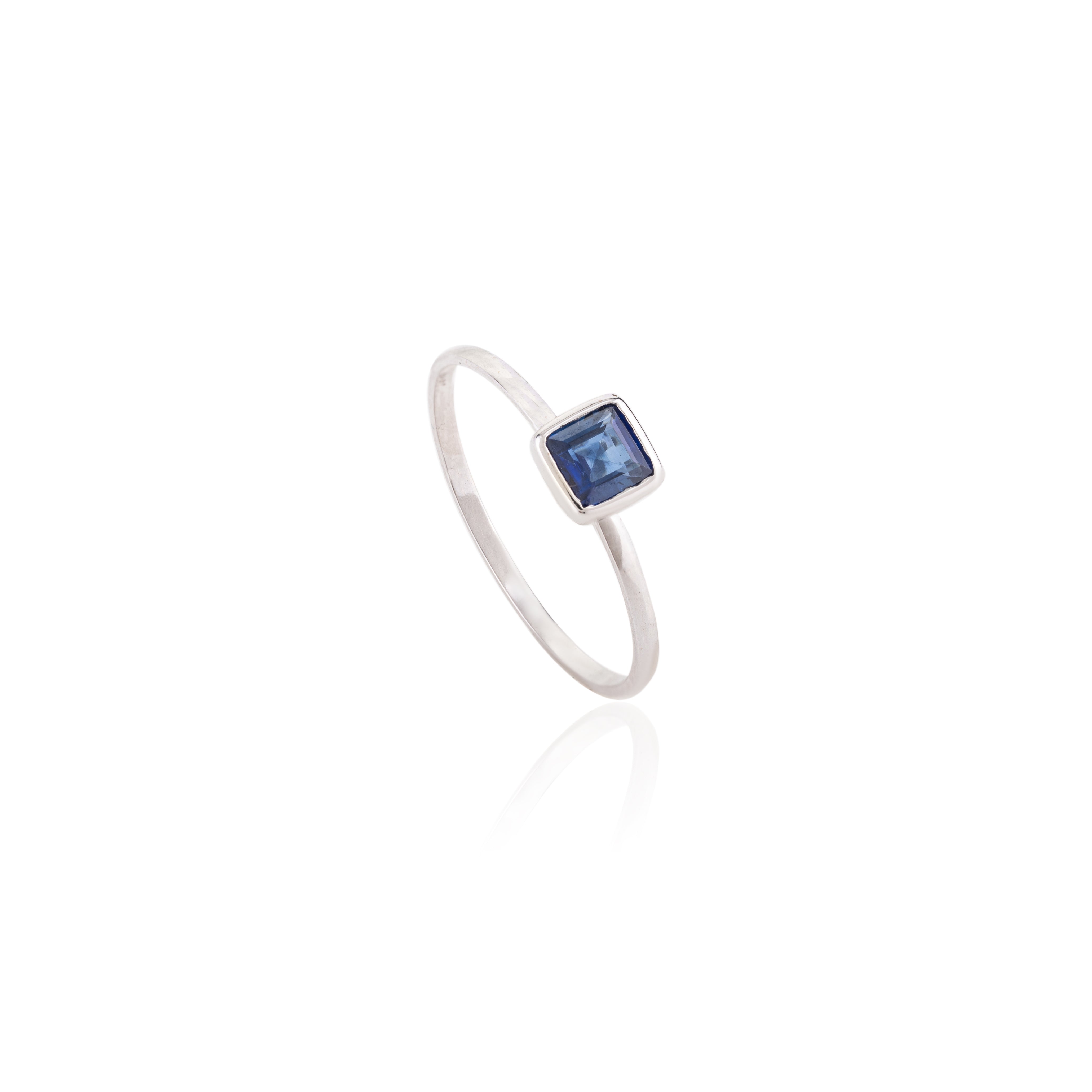 18K Gold Blue Sapphire Statement Ring