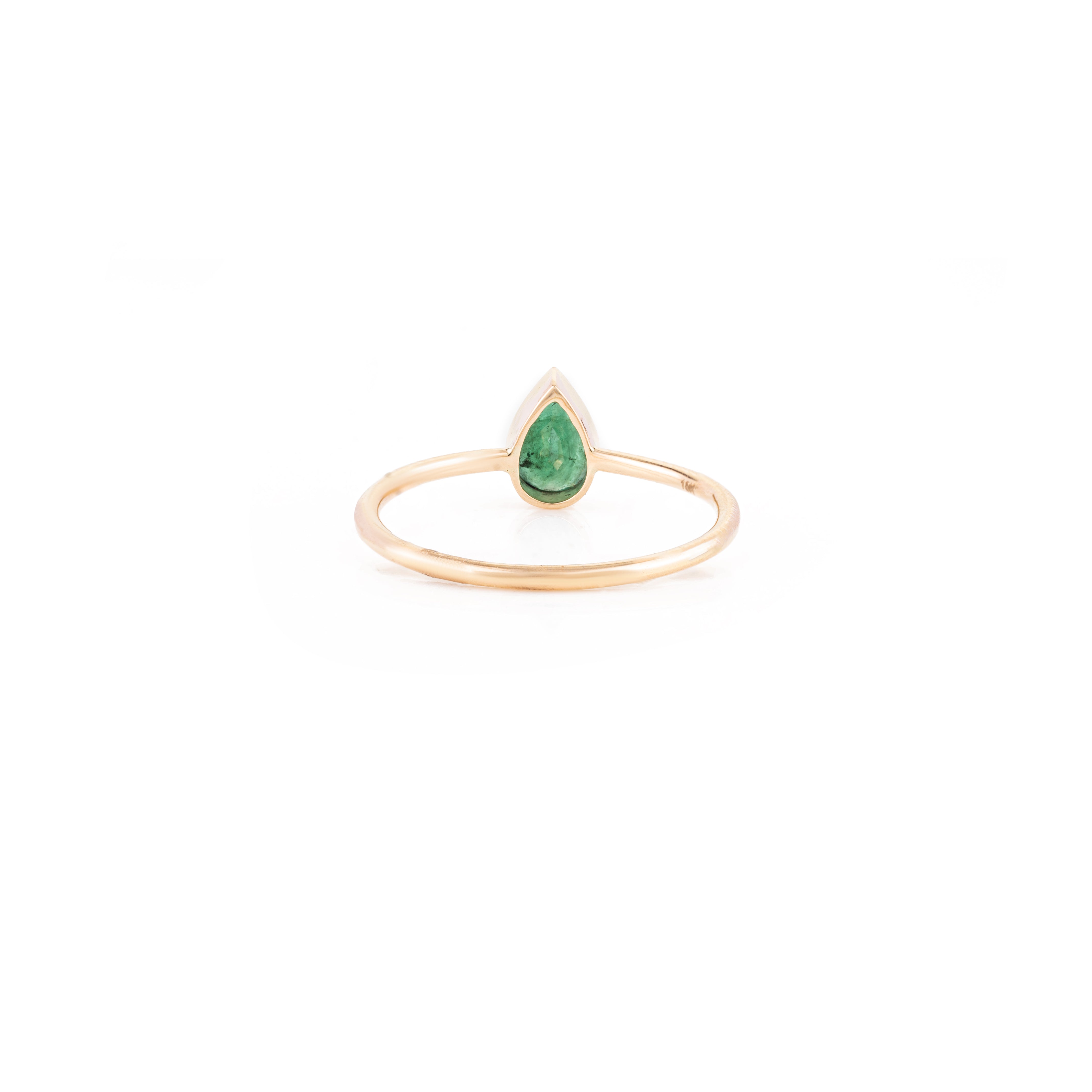 18k Yellow Gold Dainty Pear Cut Emerald Ring