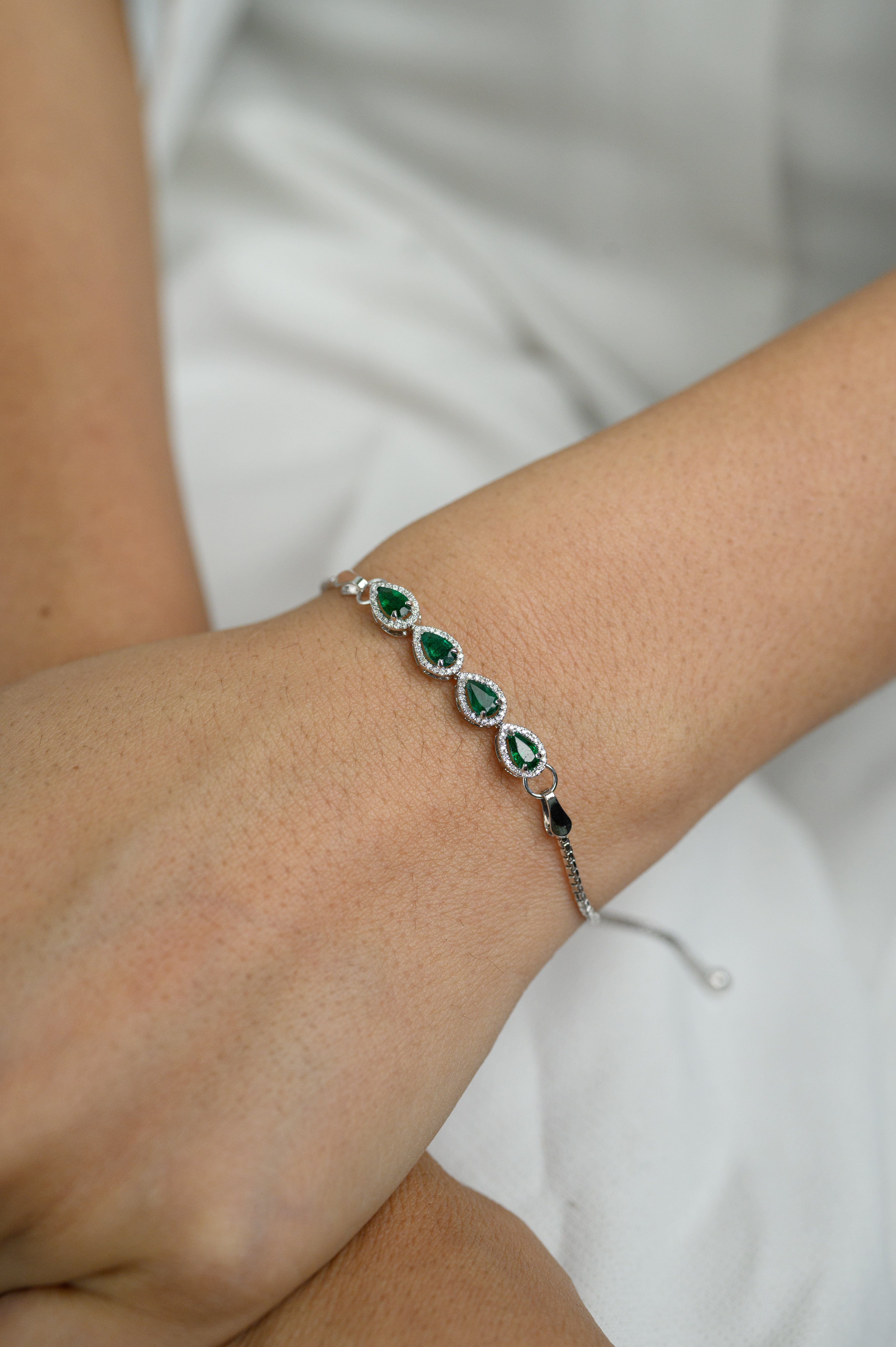 Emerald Diamond Adjustable Bracelet 18K White Gold