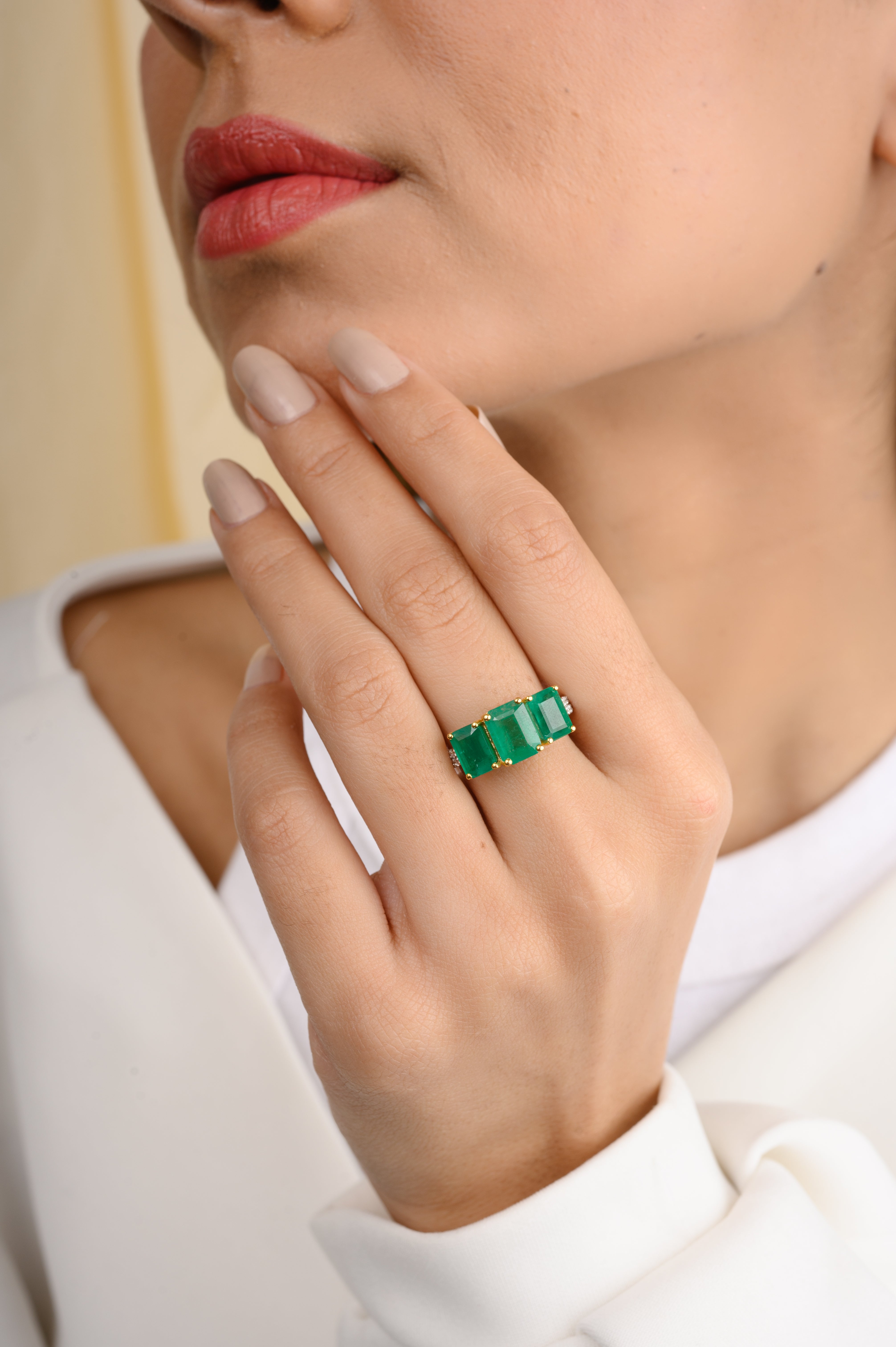 18K Gold Trillion Emerald Diamond Wedding Ring