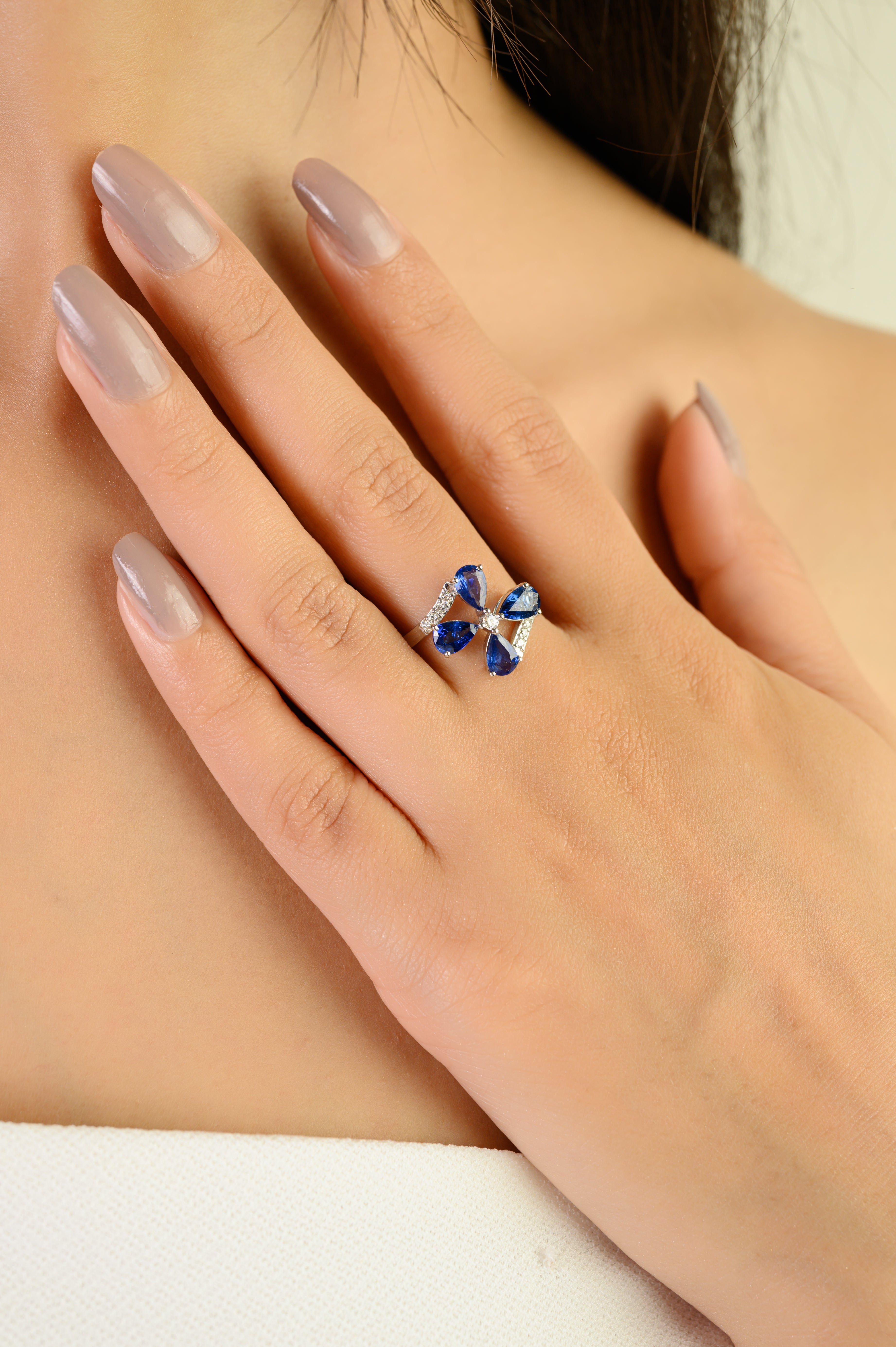 14K Gold Floral 1.58 Ct Sapphire Diamond Cocktail Ring