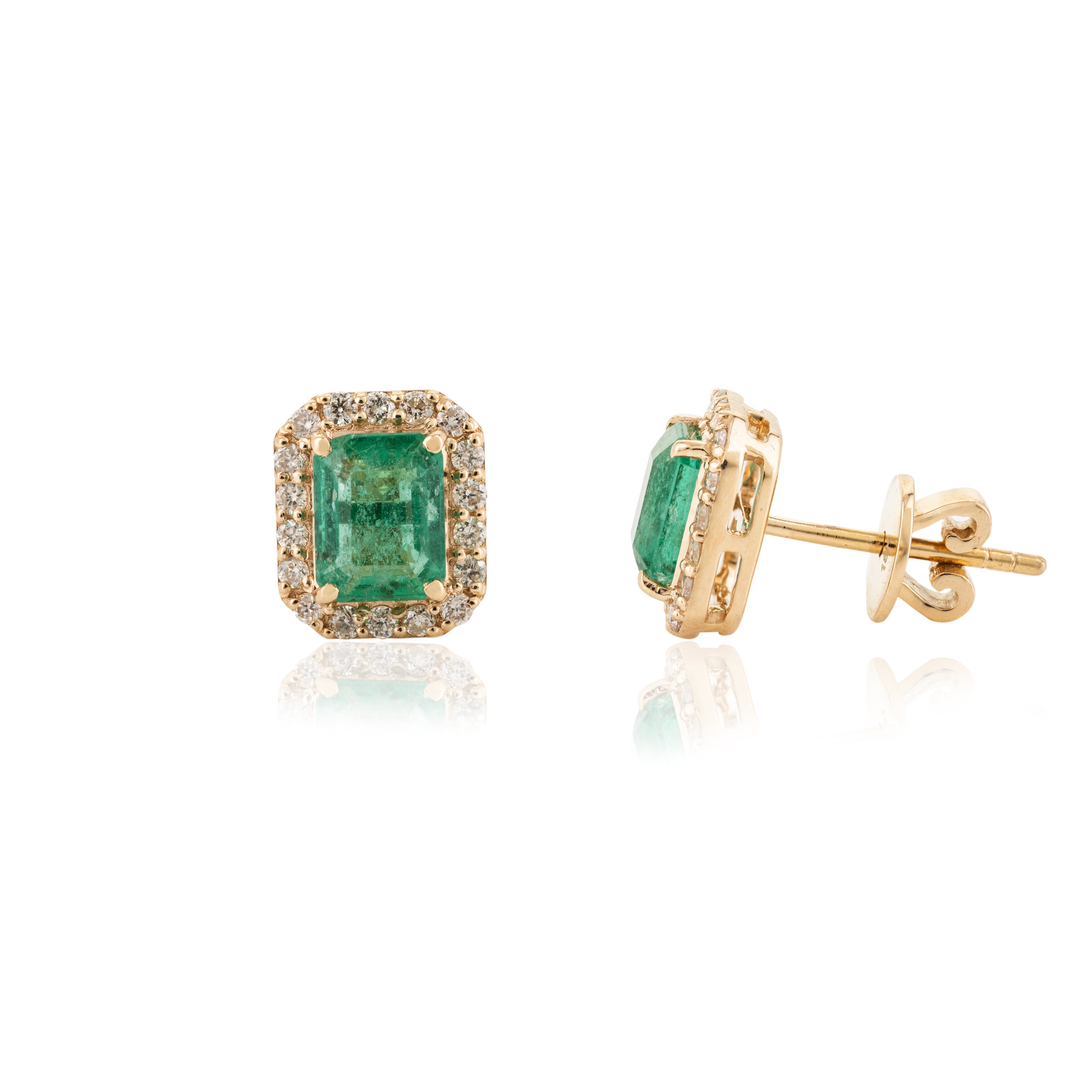 18K Gold Designer Emerald Diamond Earrings