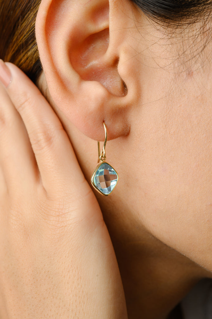 14K Gold Blue Topaz Dangle Earring Image