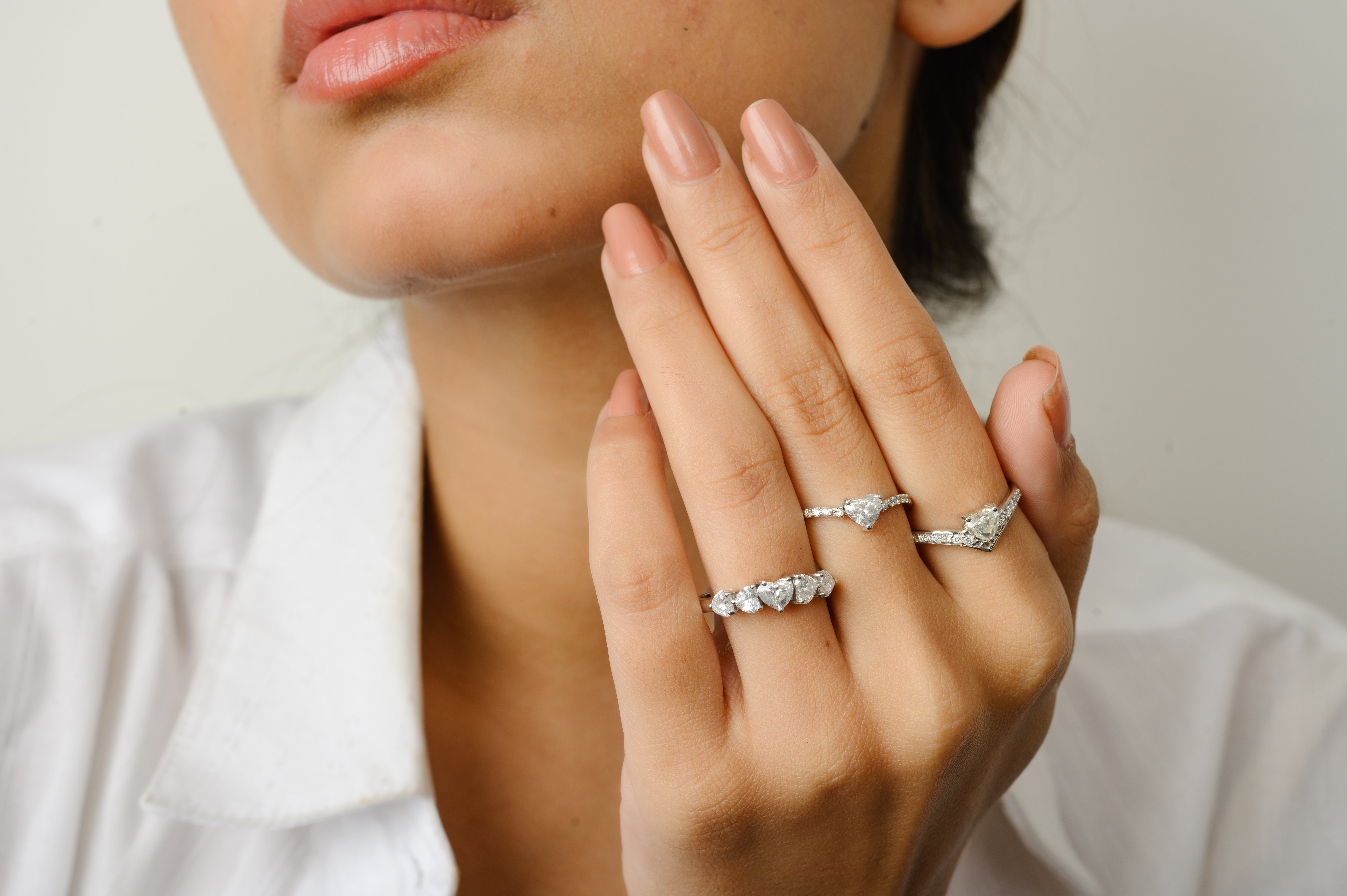 18K Gold Five Heart Diamond Wedding Ring
