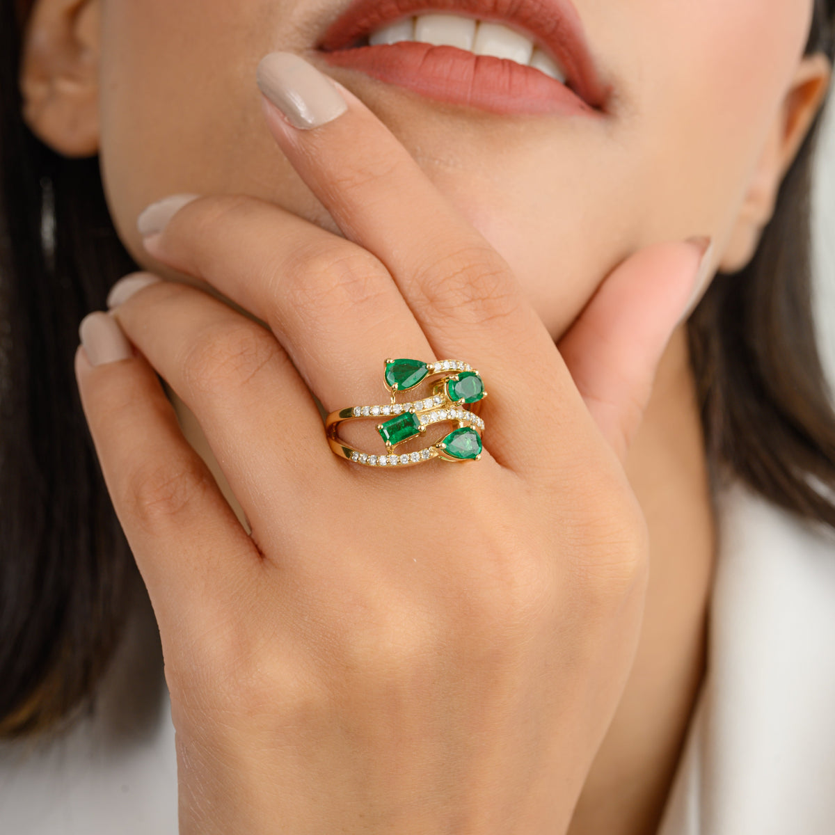 18K Solid Yellow Gold Emerald Cocktail Ring - vrjewels-us