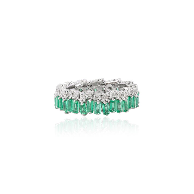 18K Solid White Gold Emerald Diamond Eternity Band Image