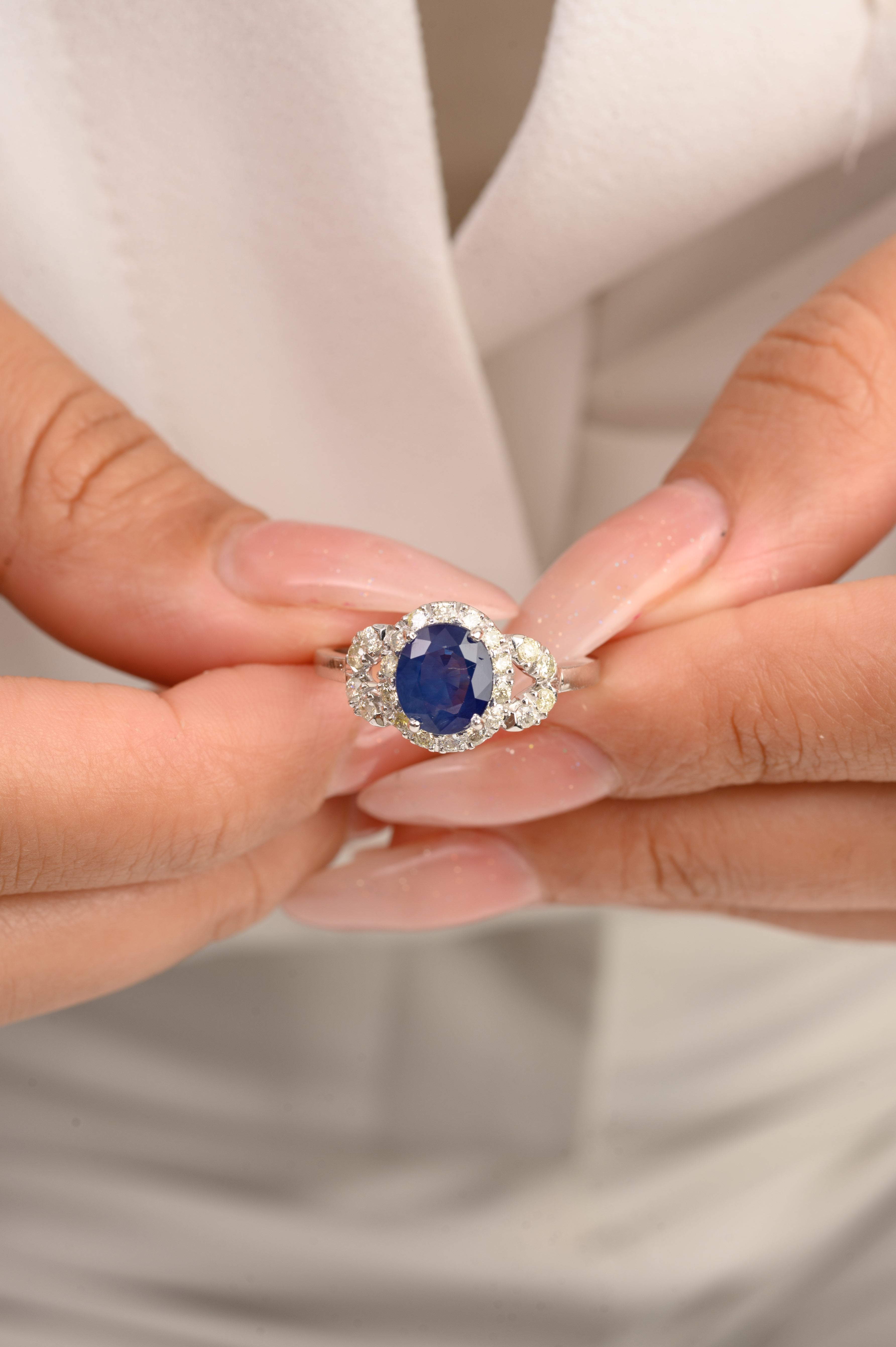 14K Solid White Gold Blue Sapphire Diamond Statement Ring