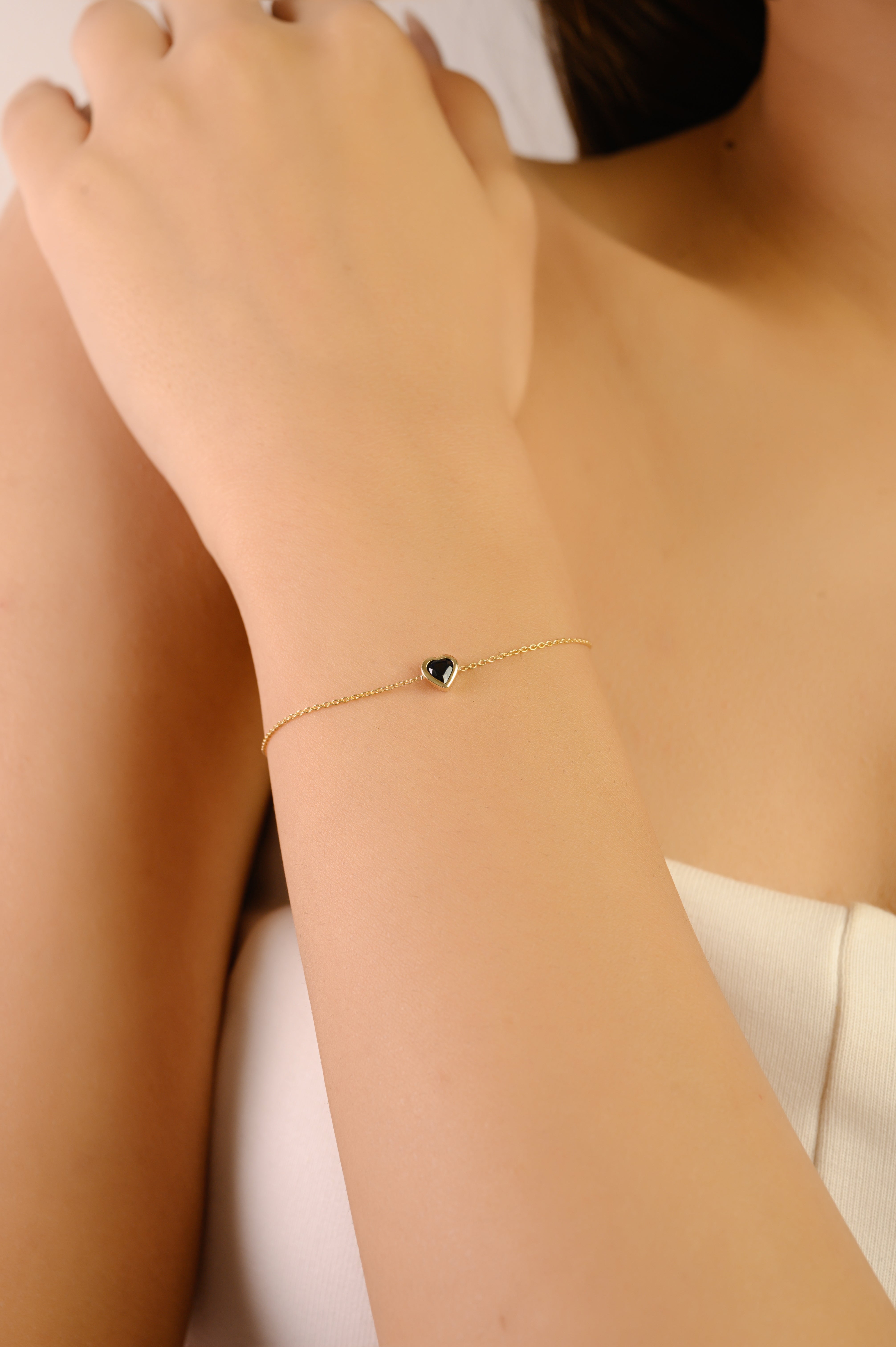 14K Deep Blue Sapphire Heart Chain Bracelet