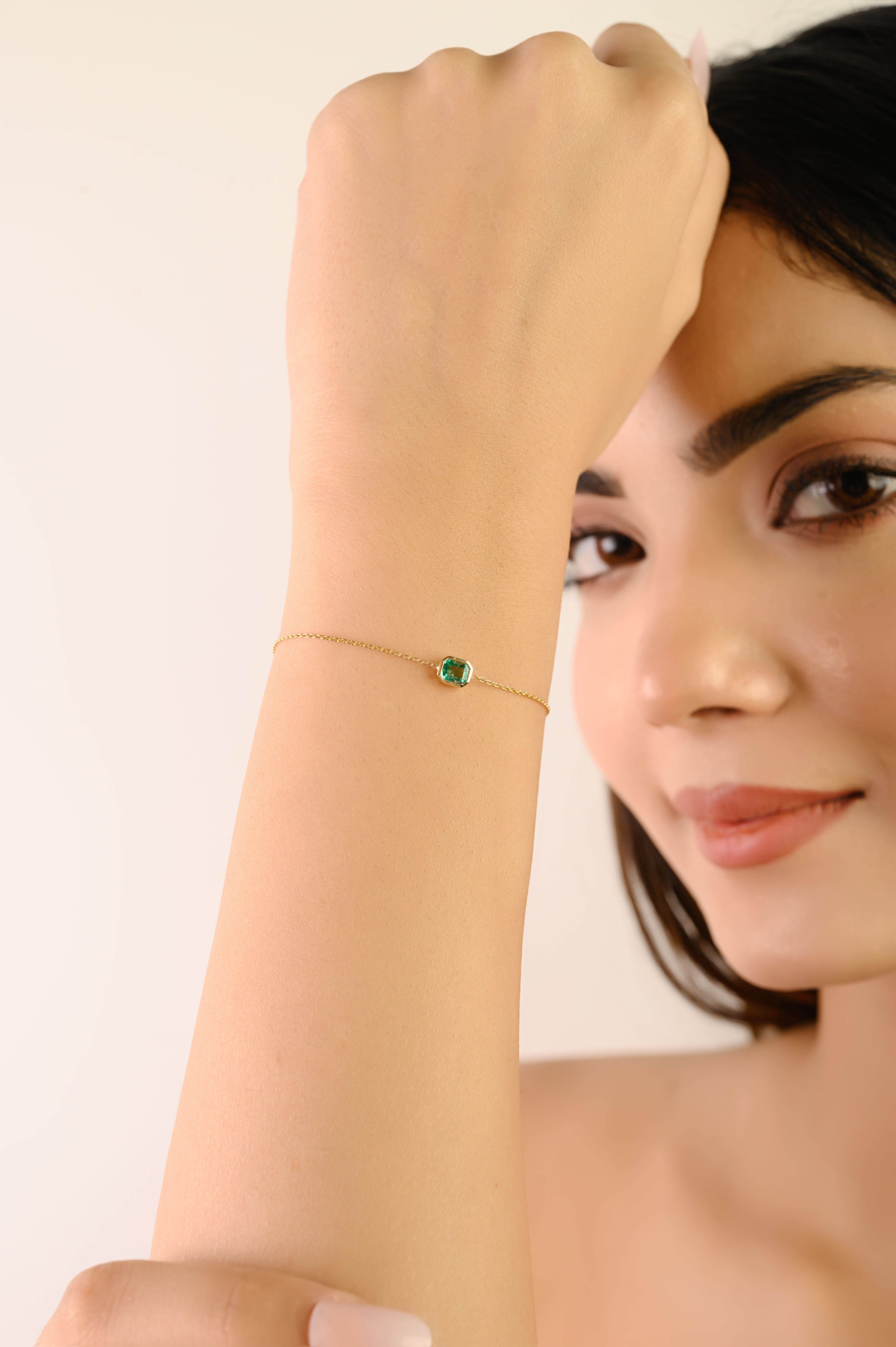14K Vibrant Emerald Classic Chain Bracelet For Daughter