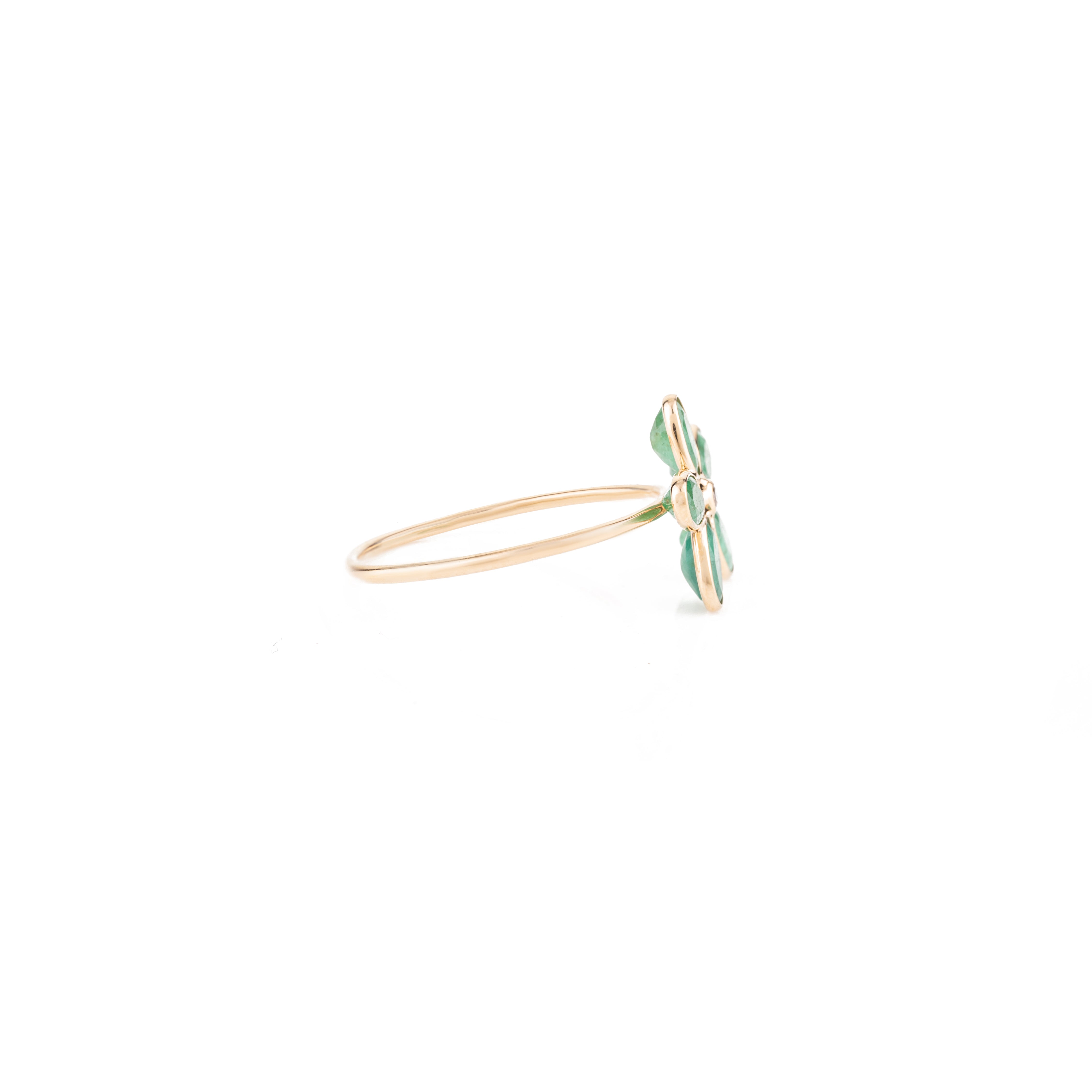 18K Gold Emerald Handmade Floral Ring