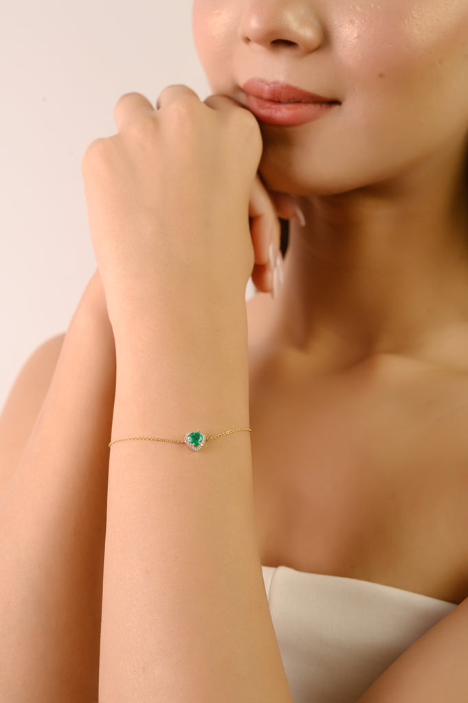 14K Classic Emerald Halo Diamond Heart Bracelet Image