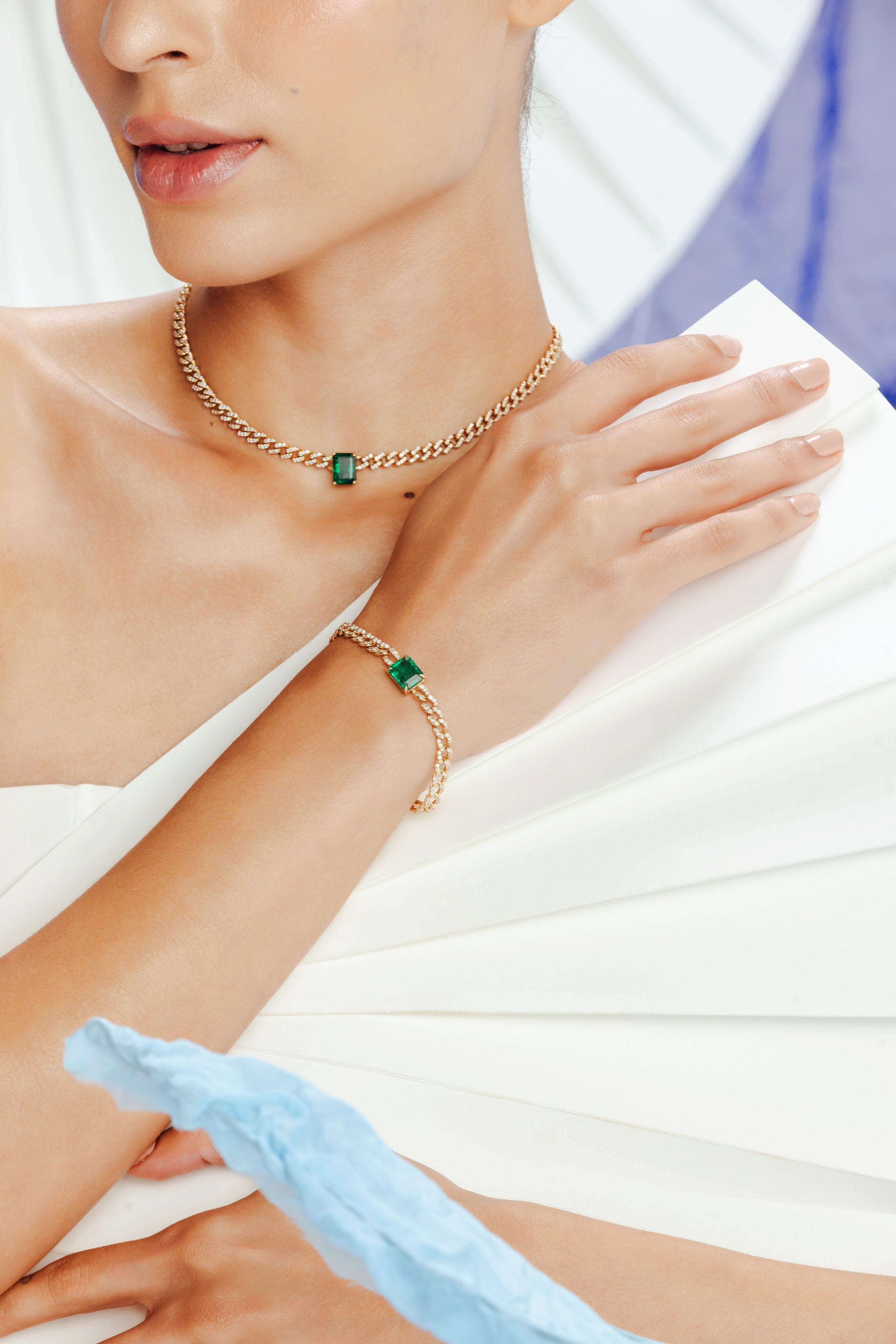 18K Gold Emerald & Diamond Curb Chain Bracelet