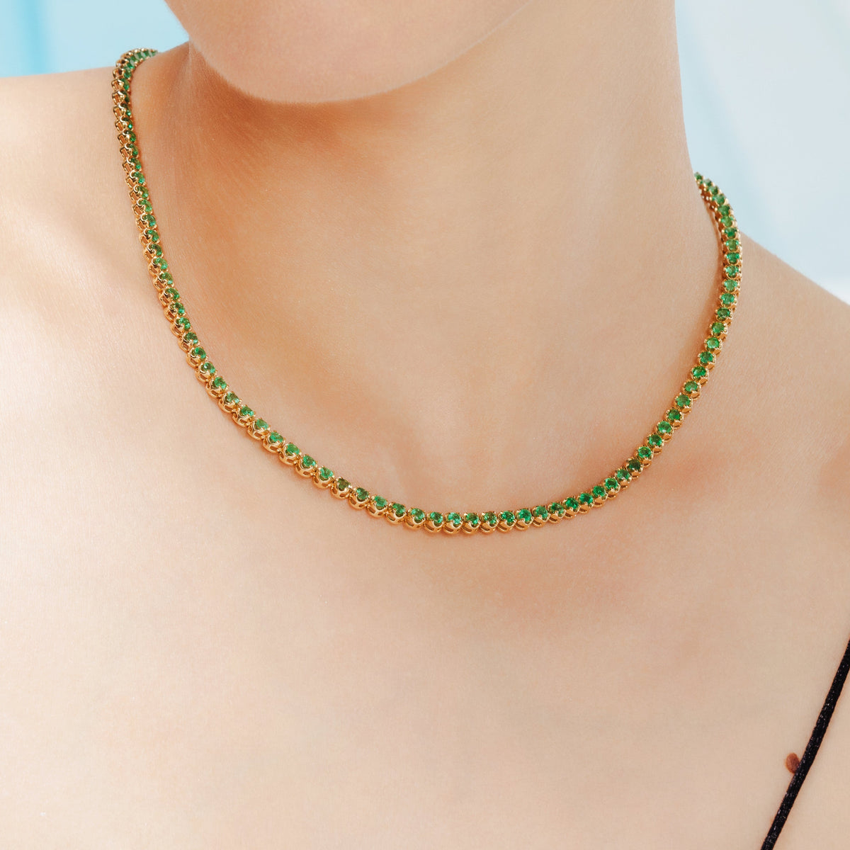 18K Gold Round Cut Emerald Tennis Necklace - vrjewels-us