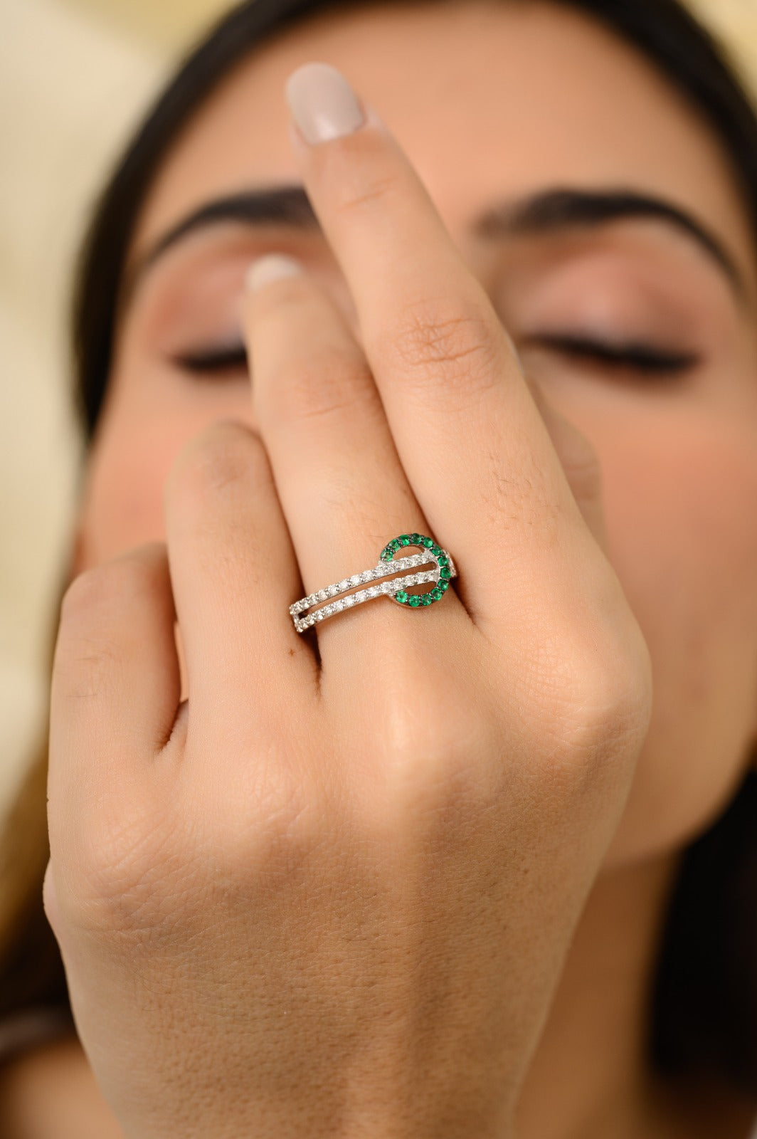 18K Solid White Gold Belt Buckle Ring In Emerald & Diamond