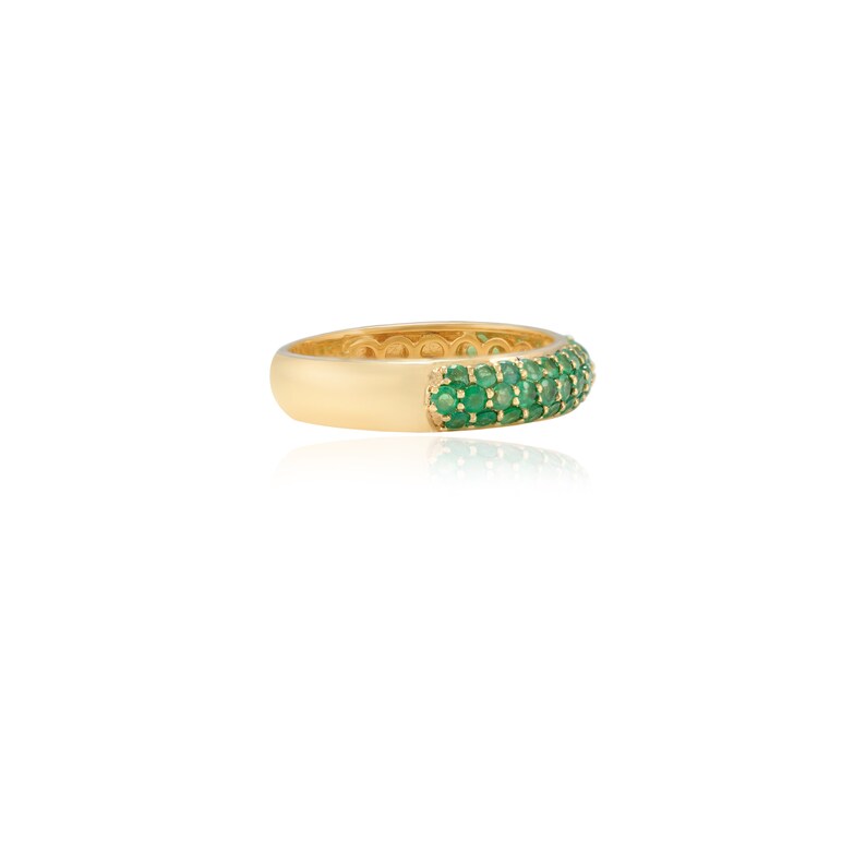 18K Gold Emerald Dome Style Band Image