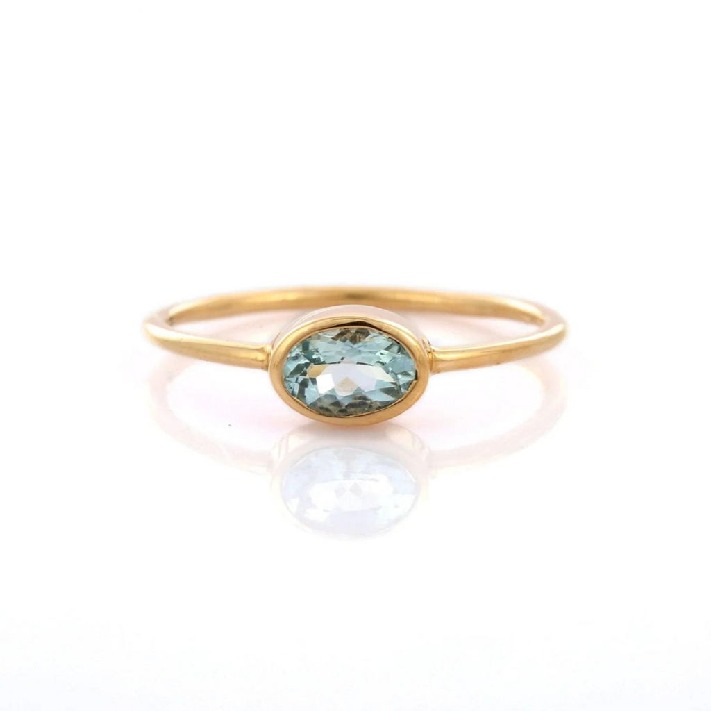 14K Gold Oval Cut Aquamarine Ring Image
