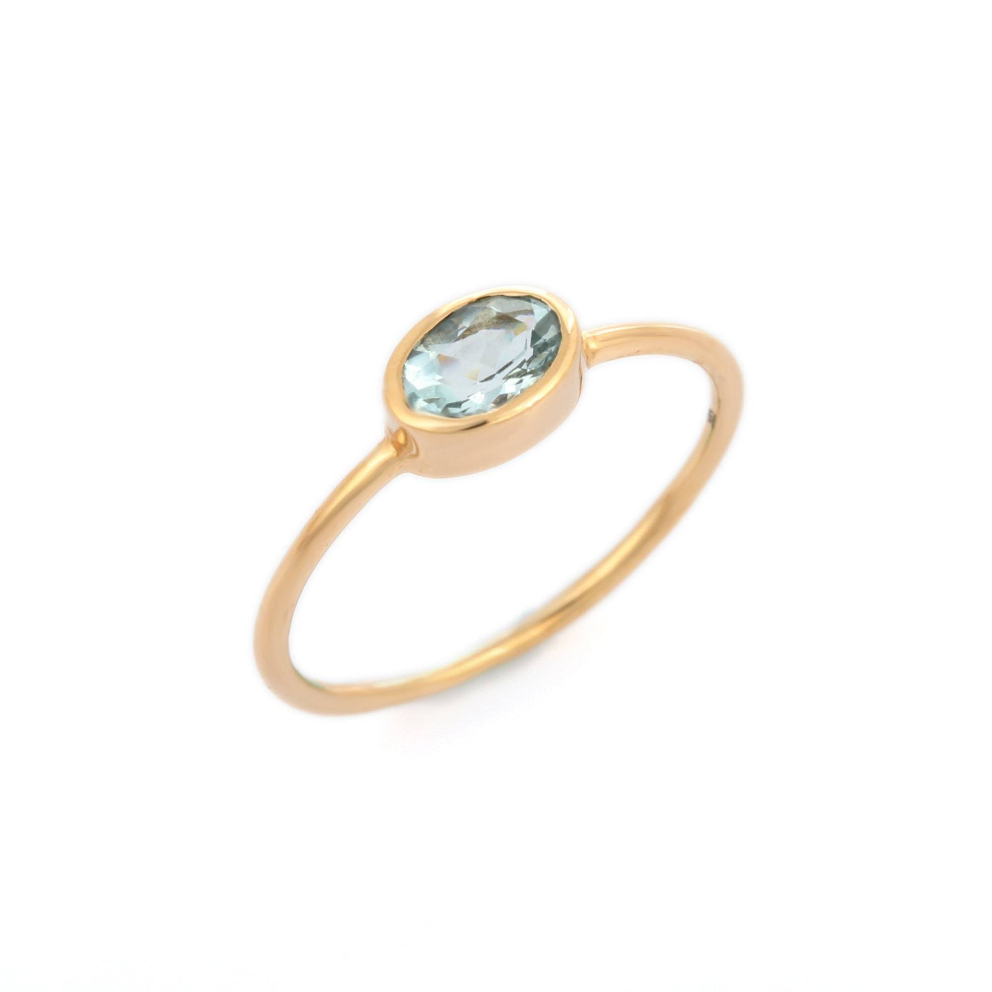 14K Gold Oval Cut Aquamarine Ring