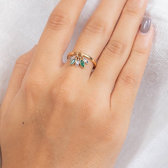 14K Yellow Gold Emerald Ring Image