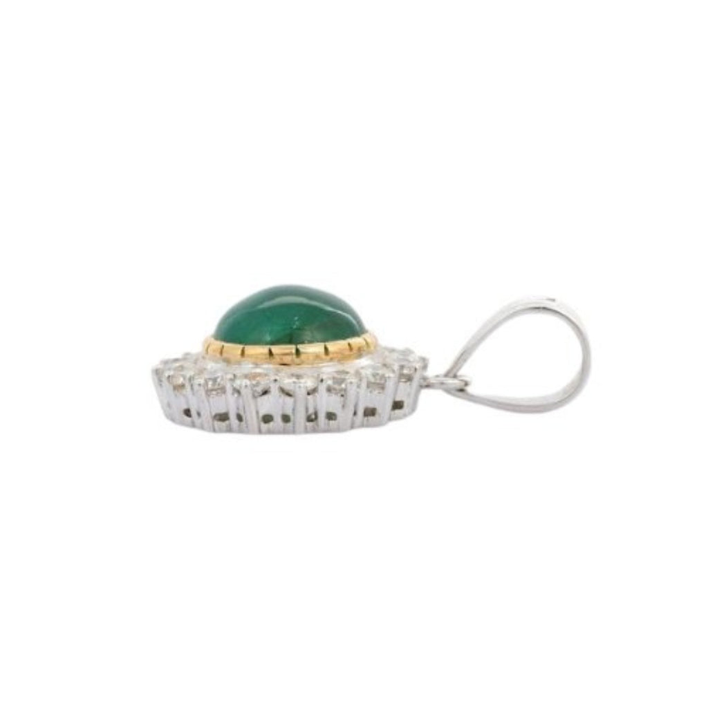 18K Gold Emerald Pendant Image