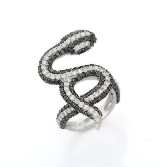 18K Gold Black & White Diamond Snake Ring Image