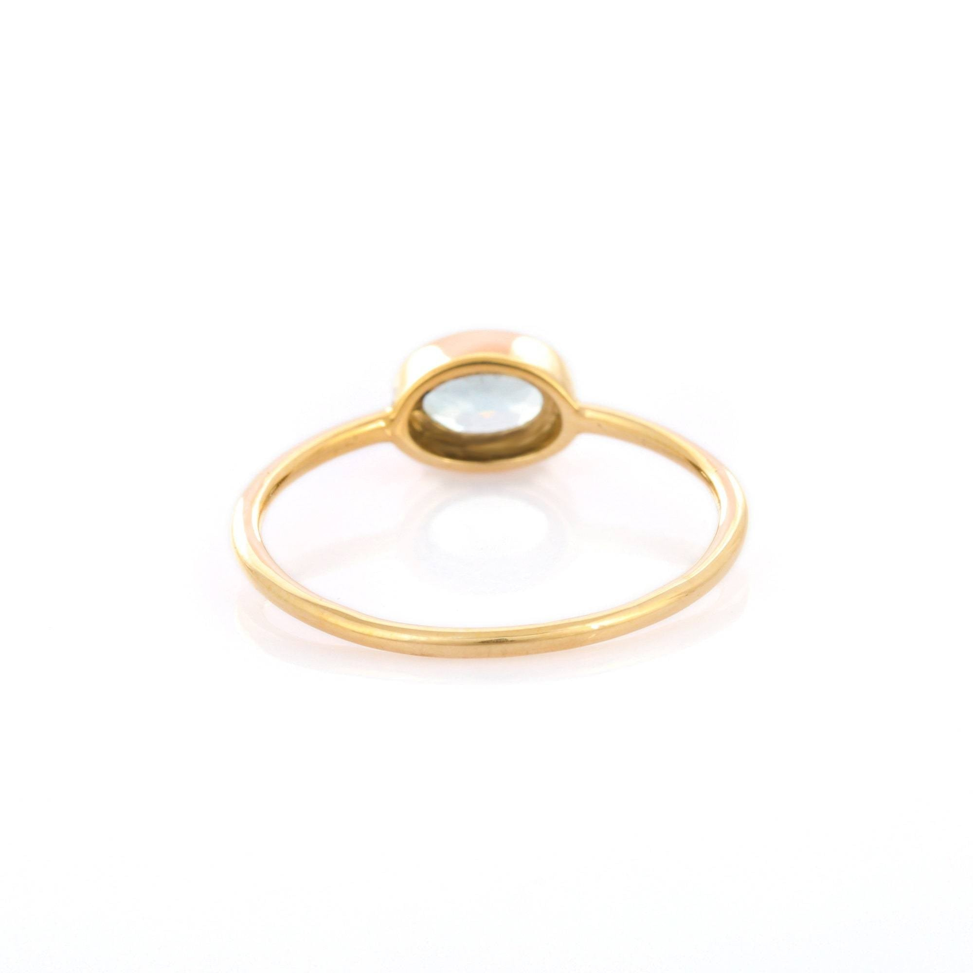 14K Gold Ovel Cut Aquamarine Ring